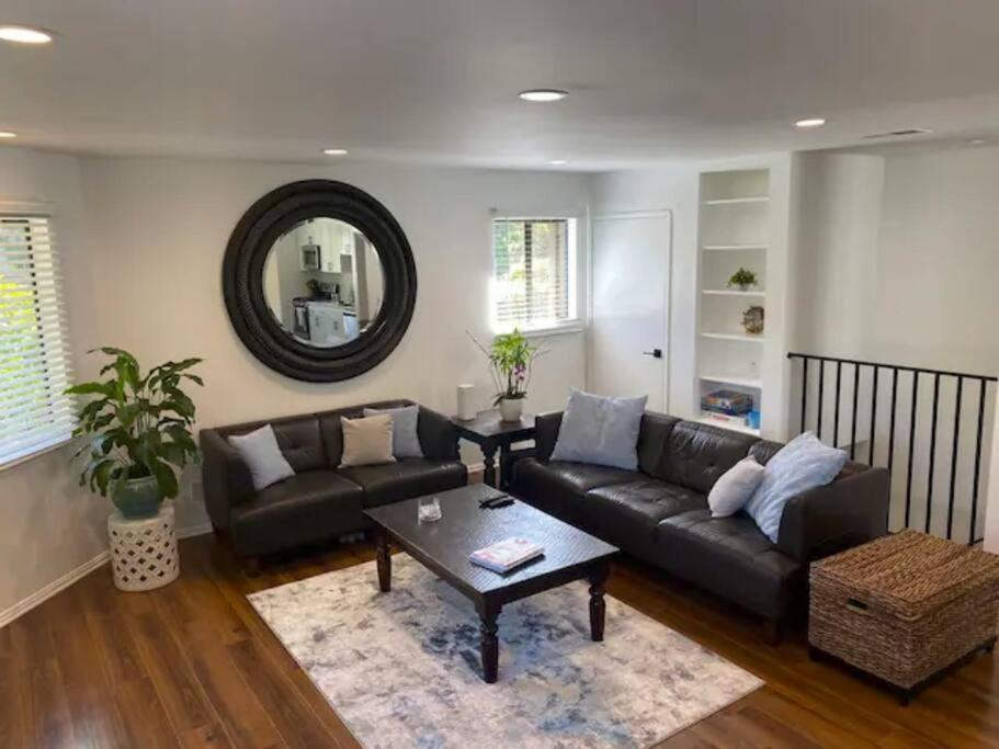 Appartamento Located In The Heart Of The West Side *