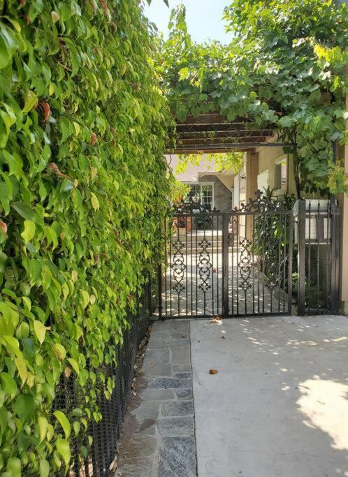 Located In The Heart Of The West Side Appartamento Los Angeles